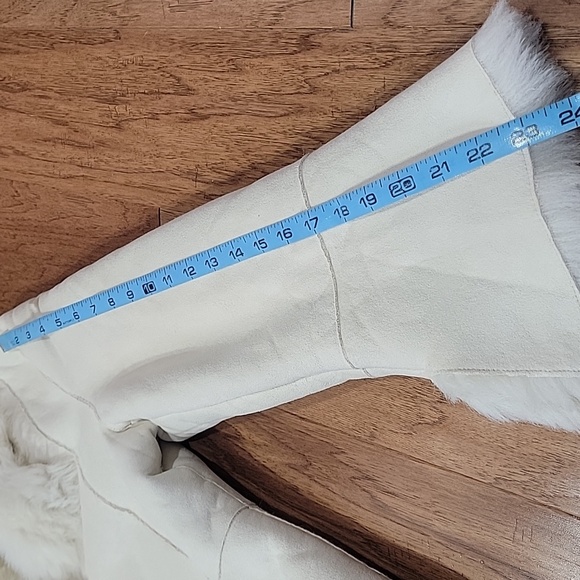 Women's White Teddy Jacket - Picture 12 of 16